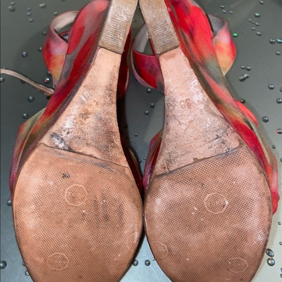 Alice + Olivia Ilisa Watercolor-Print Wedge Sandal Size 38 - Picture 13 of 13
